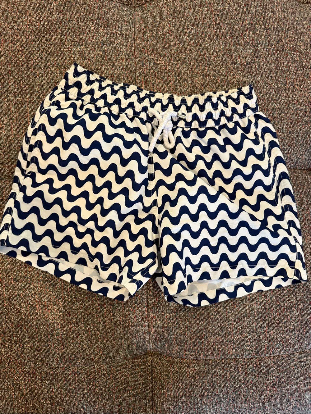 Frescobol Carioca Copacabana Swim Trunks Men’s M Navy White Wave Short Cut